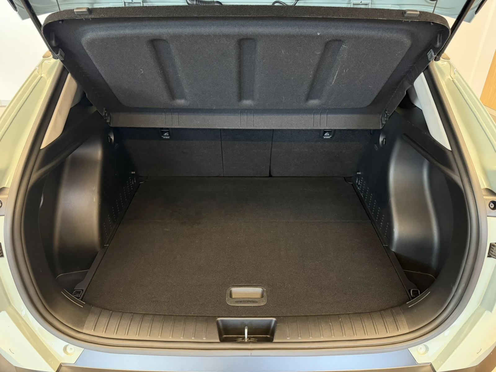Hyundai Kona Exclusive Hybrid, снимка 17 - Автомобили и джипове - 55935761