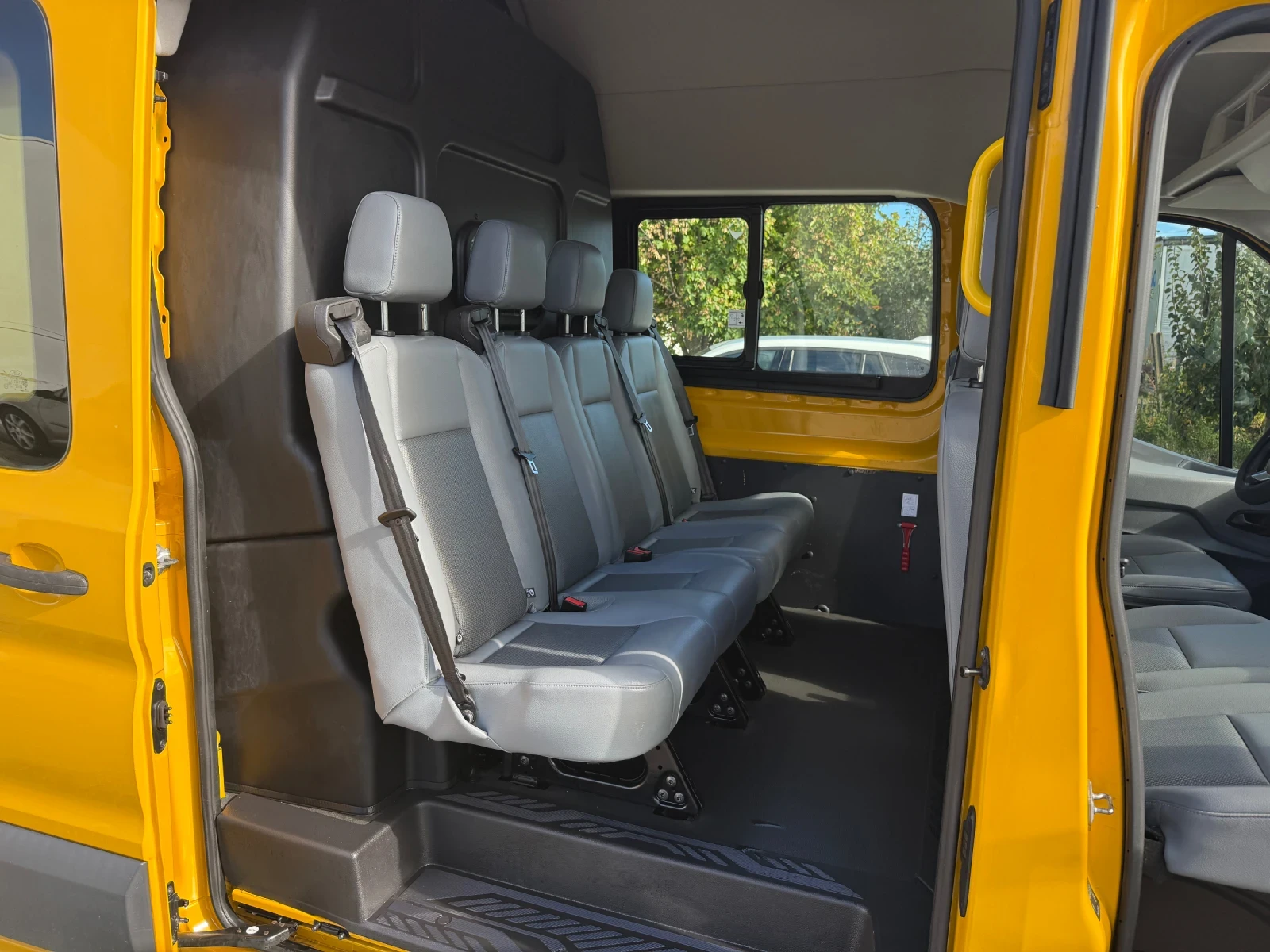 Ford Transit 2.2 - изображение 8