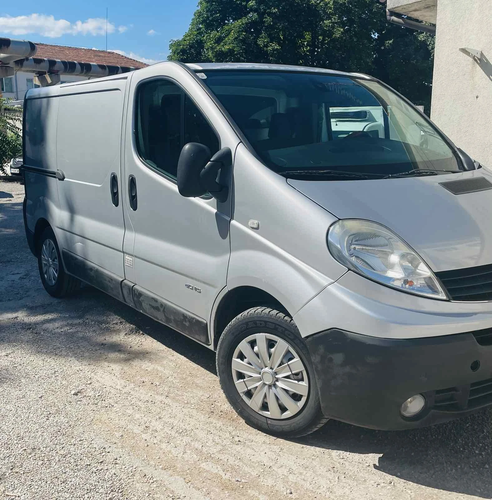 Renault Trafic, снимка 2 - Бусове и автобуси - 55281528