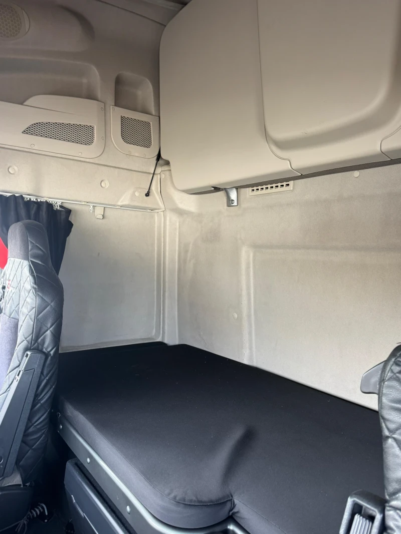 Iveco Magerus Цяла композиция с ремарке! ОБСЛУЖЕНА ! , снимка 8 - Камиони - 52447865