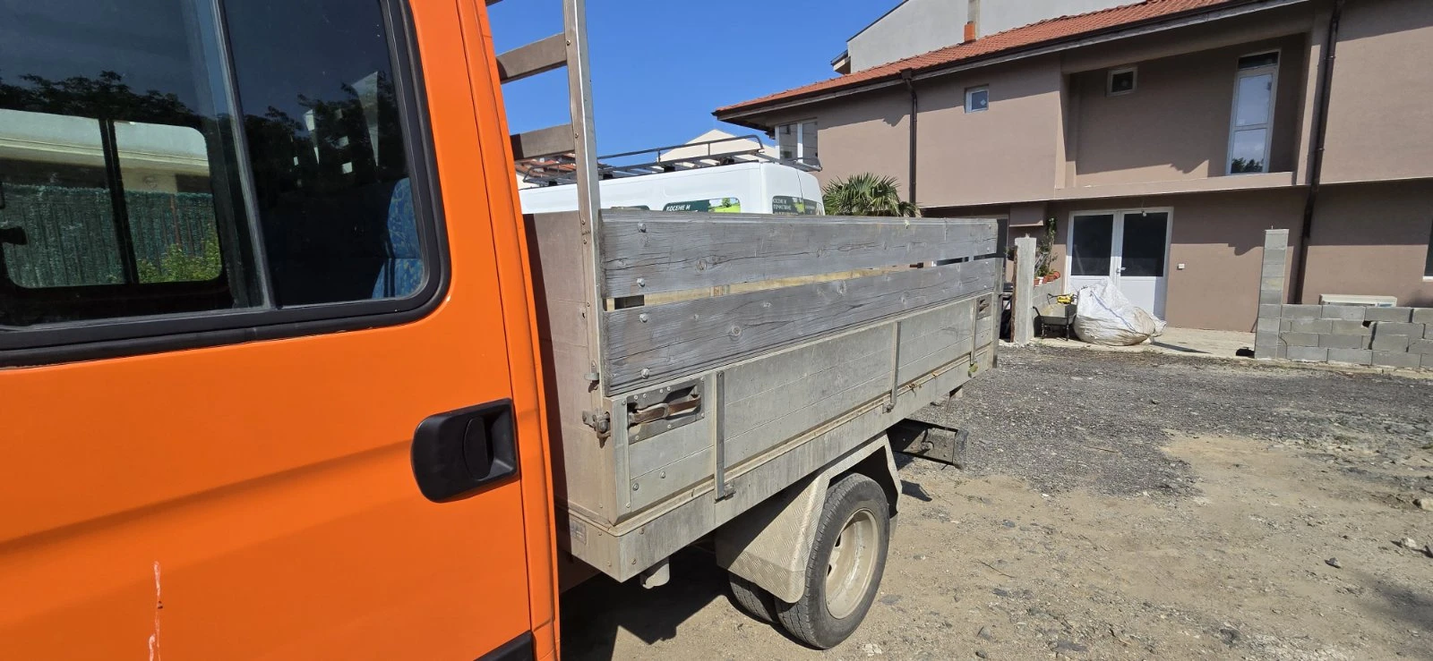 Iveco 35c13 2.8  - изображение 3