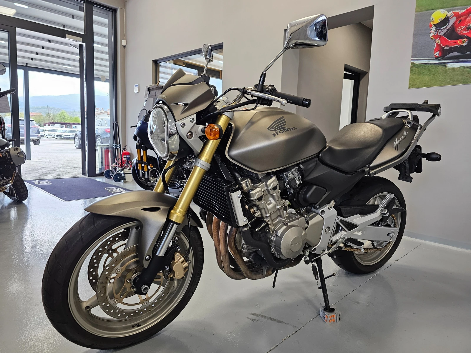 Honda Hornet 600сс, 2007г., КАТО НОВ! - изображение 6