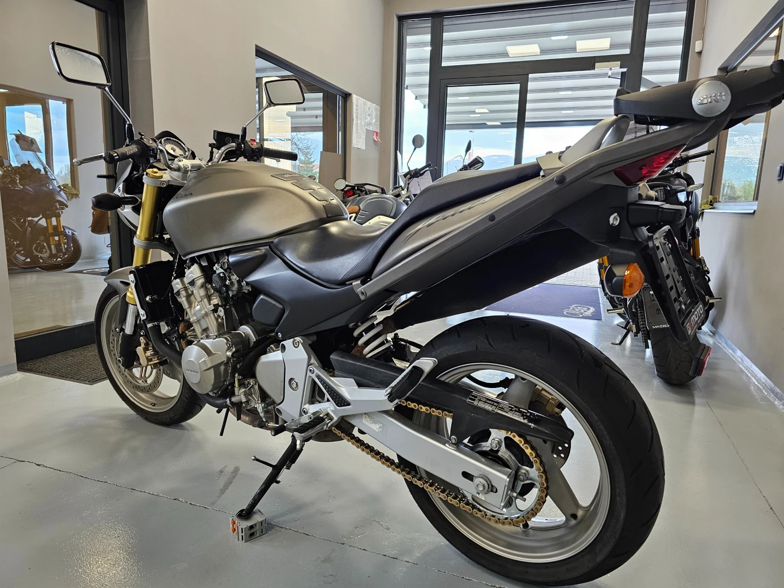 Honda Hornet 600сс, 2007г., КАТО НОВ! - изображение 4