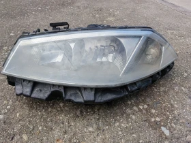 Ляв фар за Renault Megan 2004г. , снимка 1