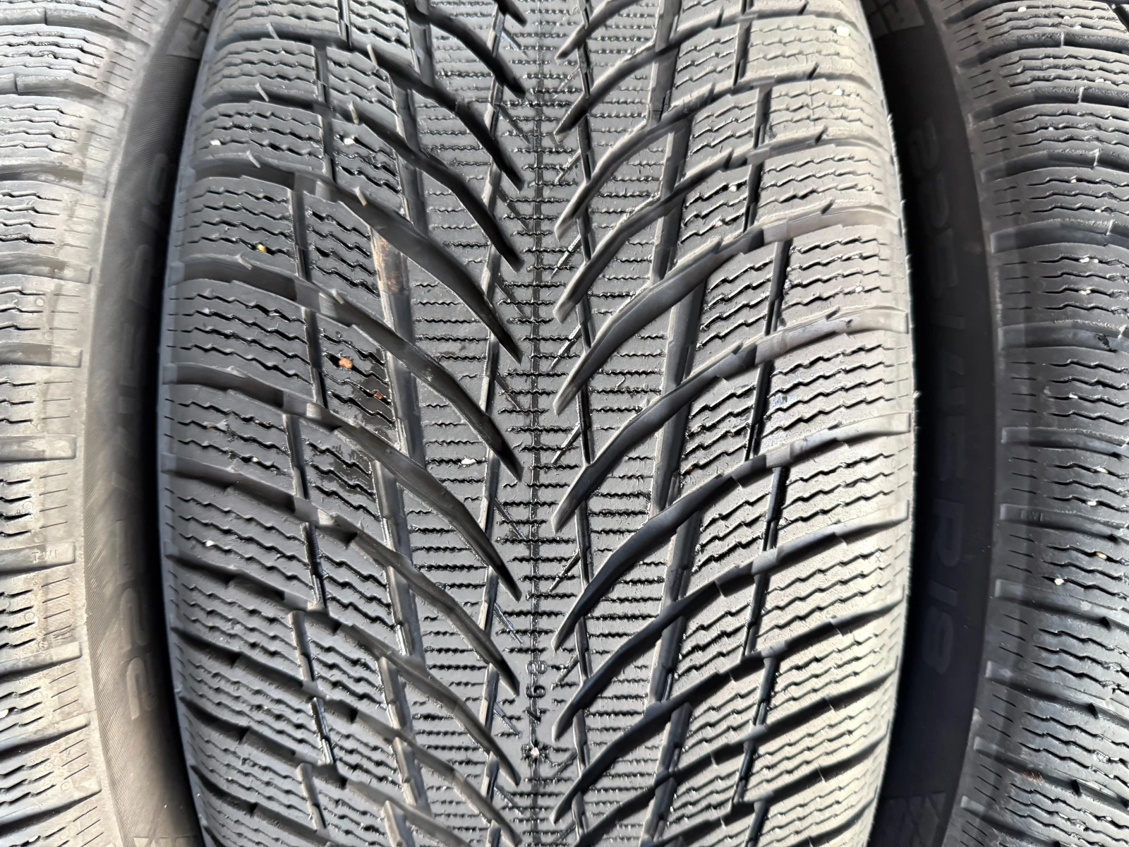 ���� 225/45R18 | Mobile.bg � ����������� 5