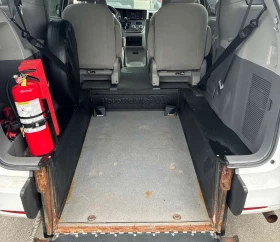Toyota Sienna * 7 Passenger FWD * АВТОКРЕДИТ* , снимка 9