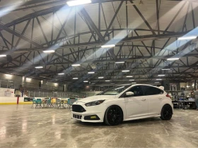 Ford Focus ST CARFAX    | Mobile.bg    3