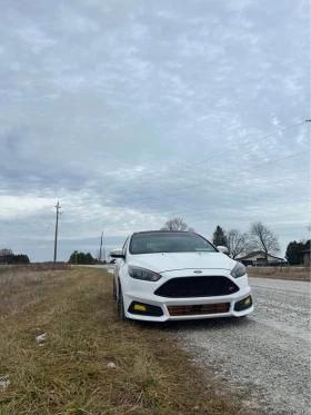 Ford Focus ST CARFAX    | Mobile.bg    2