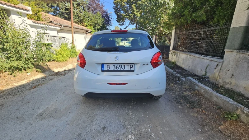 Peugeot 208, снимка 5 - Автомобили и джипове - 46955017