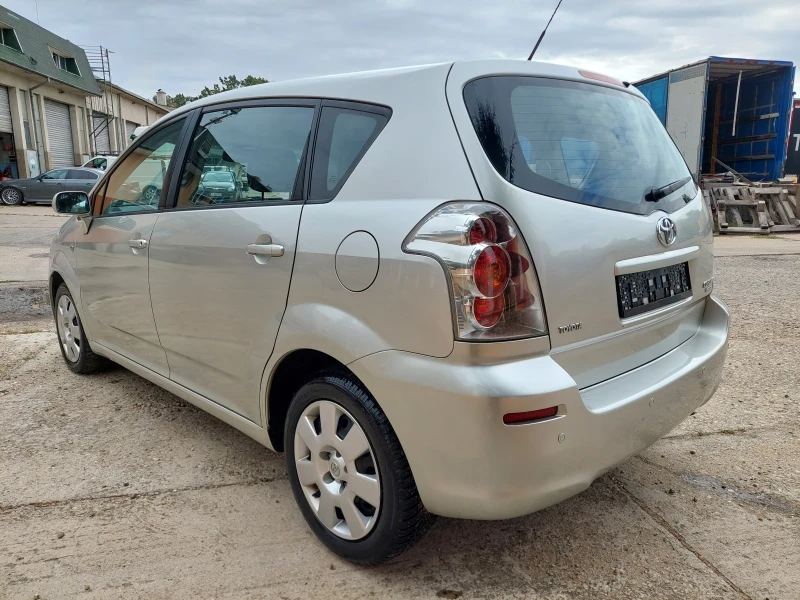 Toyota Corolla verso 1.6i 110hp * КЛИМАТРОНИК * EURO 4 * , снимка 3 - Автомобили и джипове - 47423792