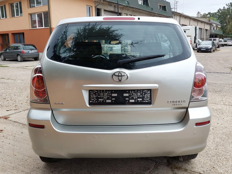 Toyota Corolla verso 1.6i 110hp * КЛИМАТРОНИК * EURO 4 * , снимка 7 - Автомобили и джипове - 47423792