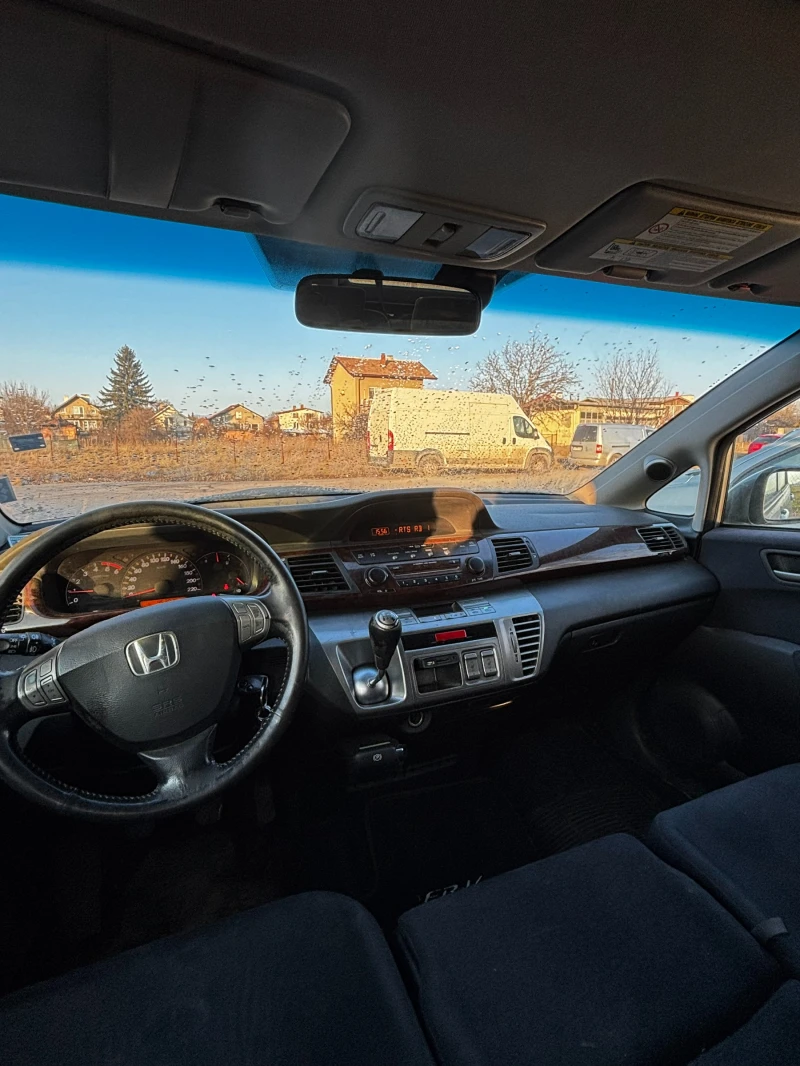 Honda Fr-v 2.2, снимка 8 - Автомобили и джипове - 49054178