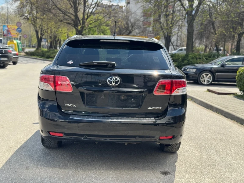 Toyota Avensis НОВ ВНОС / 2.0 / D-4D / ПАНОРАМА / НАВИ /КАМЕРА, снимка 6 - Автомобили и джипове - 49833149