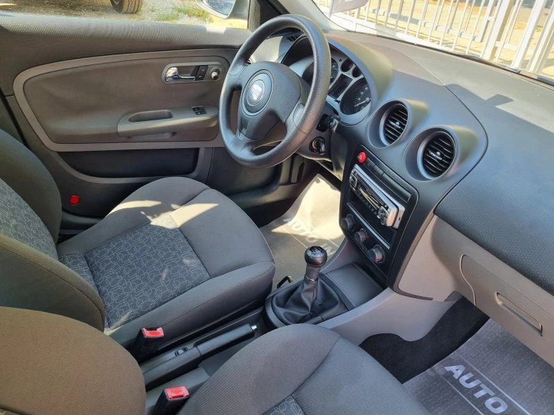 Seat Ibiza 1.4/75кс., снимка 15 - Автомобили и джипове - 51141302
