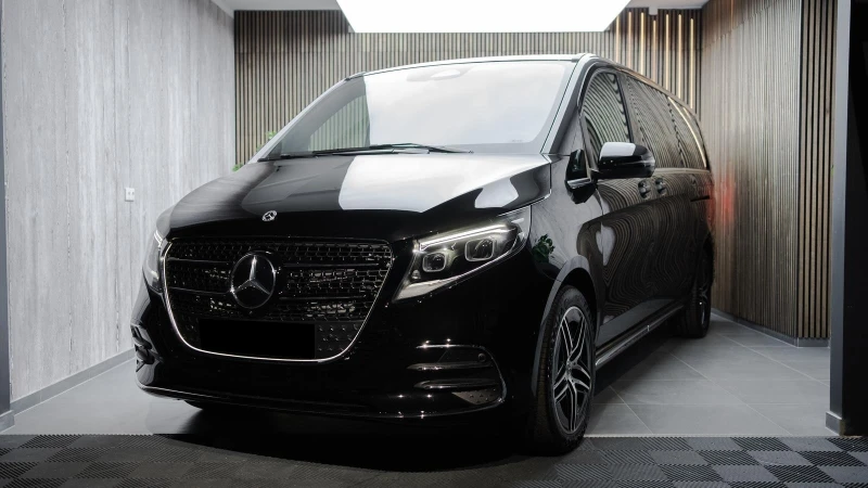 Mercedes-Benz V 300 d/AMG/4-MATIC/EXTRALONG/BURM/360/8-МЕСТЕН/AIRMATIC, снимка 3 - Автомобили и джипове - 51191668