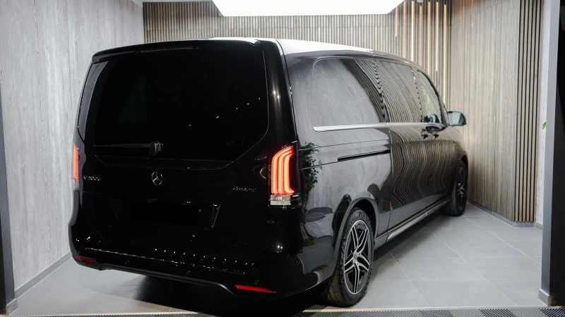 Mercedes-Benz V 300 d/AMG/4-MATIC/EXTRALONG/BURM/360/8-МЕСТЕН/AIRMATIC, снимка 5 - Автомобили и джипове - 51191668