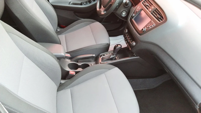 Hyundai I20 1.0 TGDI АВТОМАТИК 115954 к.м.NAVI 7-скорости, снимка 8 - Автомобили и джипове - 51733292