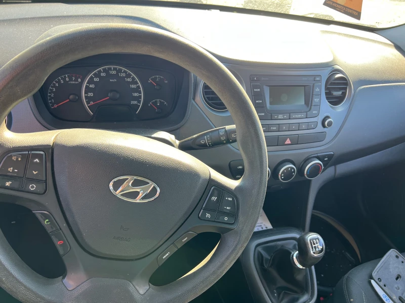 Hyundai I10 1.0 i, снимка 4 - Автомобили и джипове - 51778616