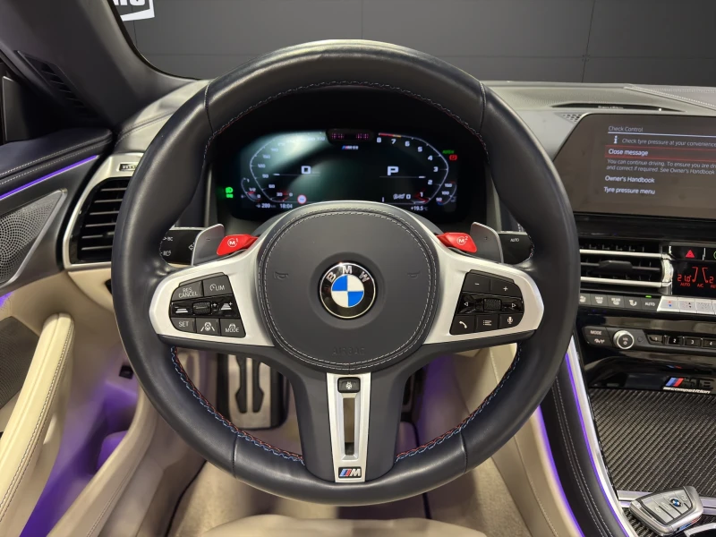 BMW M8 Competition, снимка 11 - Автомобили и джипове - 52367346