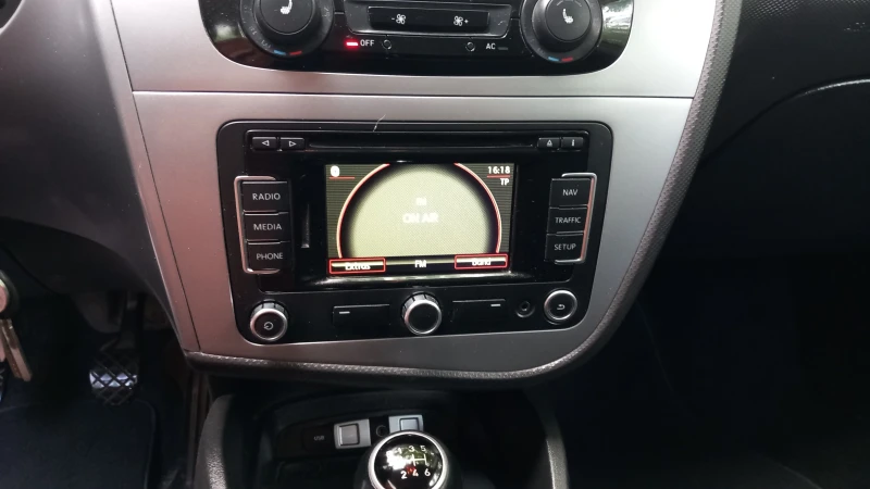 Seat Leon ecomotive, снимка 7 - Автомобили и джипове - 52564260