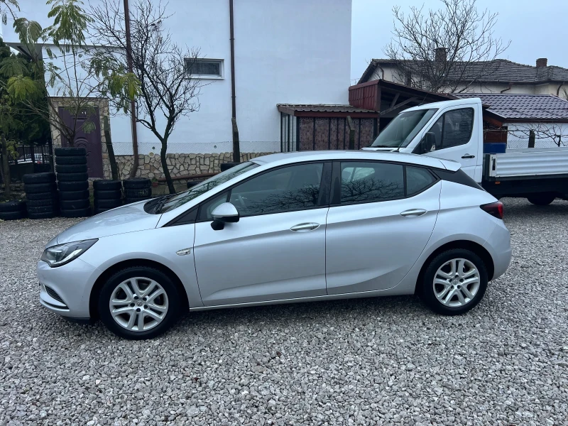 Opel Astra 1.6 110 euro 6b нов внос Хечбек топ, снимка 4 - Автомобили и джипове - 52851916