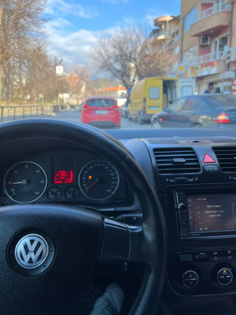 VW Golf, снимка 6 - Автомобили и джипове - 53152509