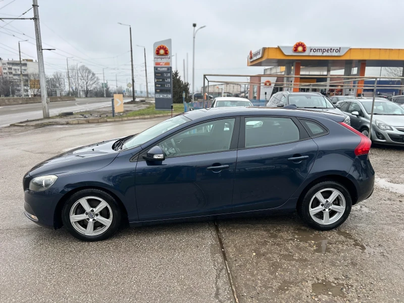 Volvo V40, снимка 4 - Автомобили и джипове - 53497589