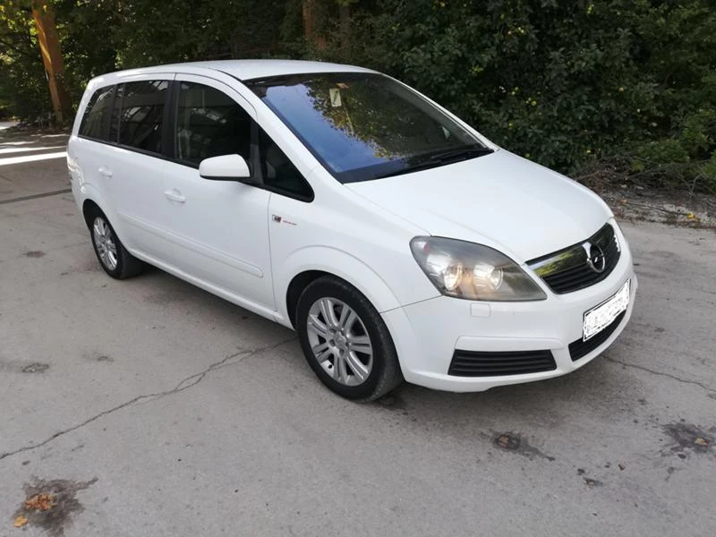 Opel Zafira 1,9 CDTI, снимка 2 - Автомобили и джипове - 18676132