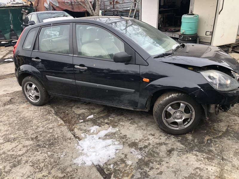 Ford Fiesta 1.4 - изображение 6