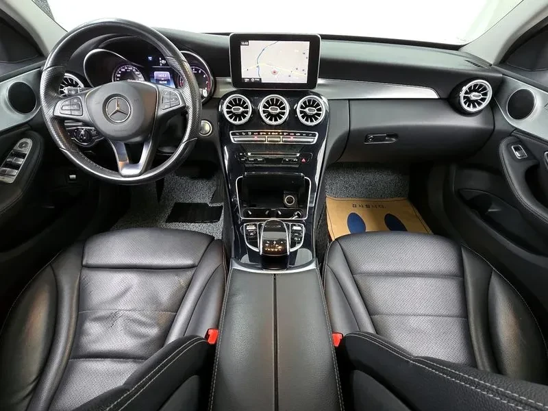 Mercedes-Benz C 180, снимка 7 - Автомобили и джипове - 52826482