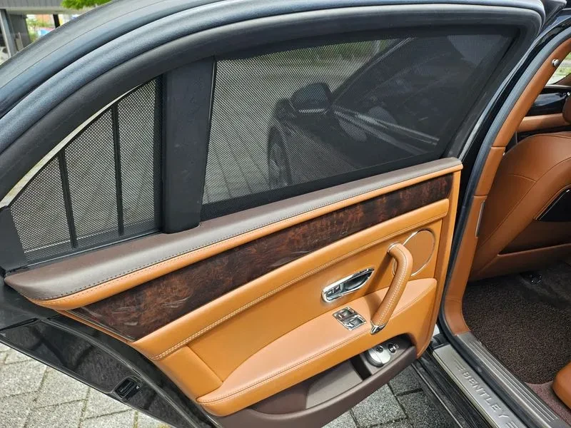 Bentley Flying Spur 4.0 - САМО 30% АВАНС, снимка 10 - Автомобили и джипове - 56222661