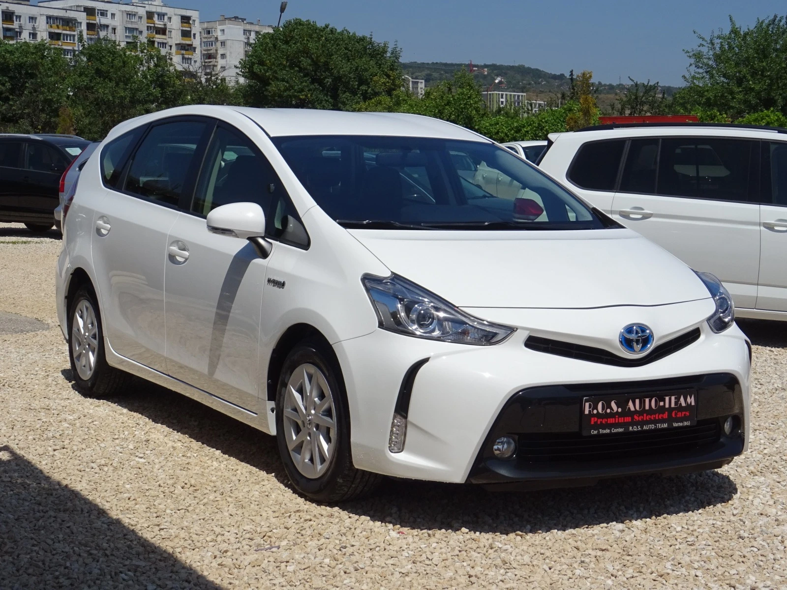 Toyota Prius + 1.8 Full Hybrid (HEV) 134kc E-CVT Active 7 м-та - изображение 6