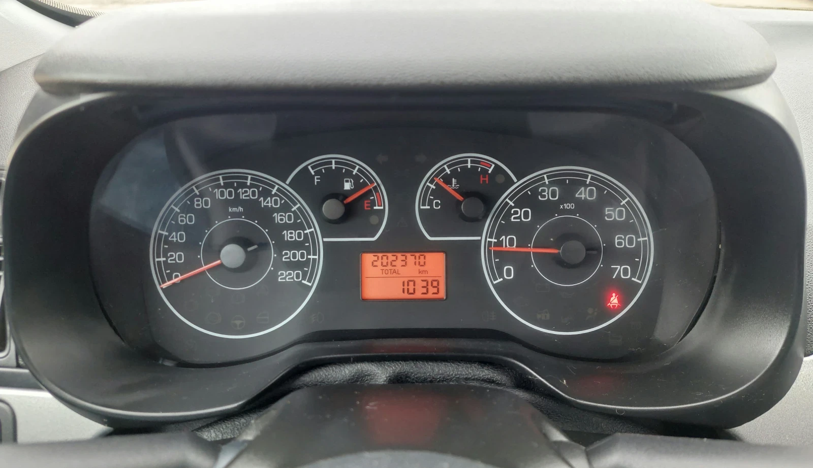 Fiat Punto 1.3 M-Jet Euro-5A | Mobile.bg   13