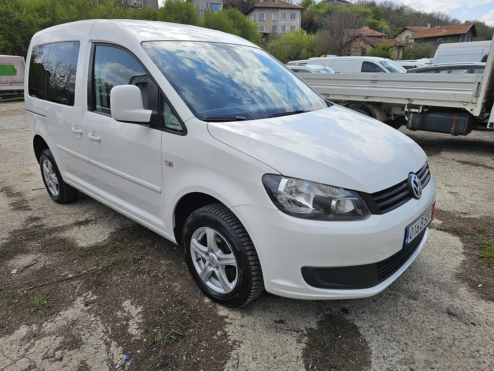 VW Caddy 4х4 Топ състояние - изображение 2