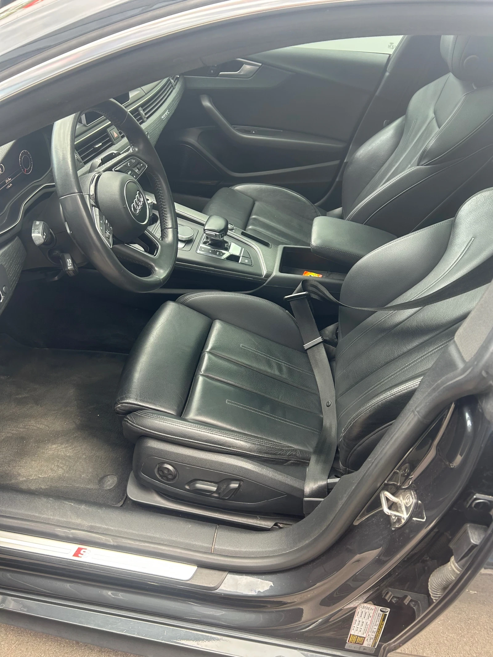 Audi A5 Premium plus s-line  - изображение 9