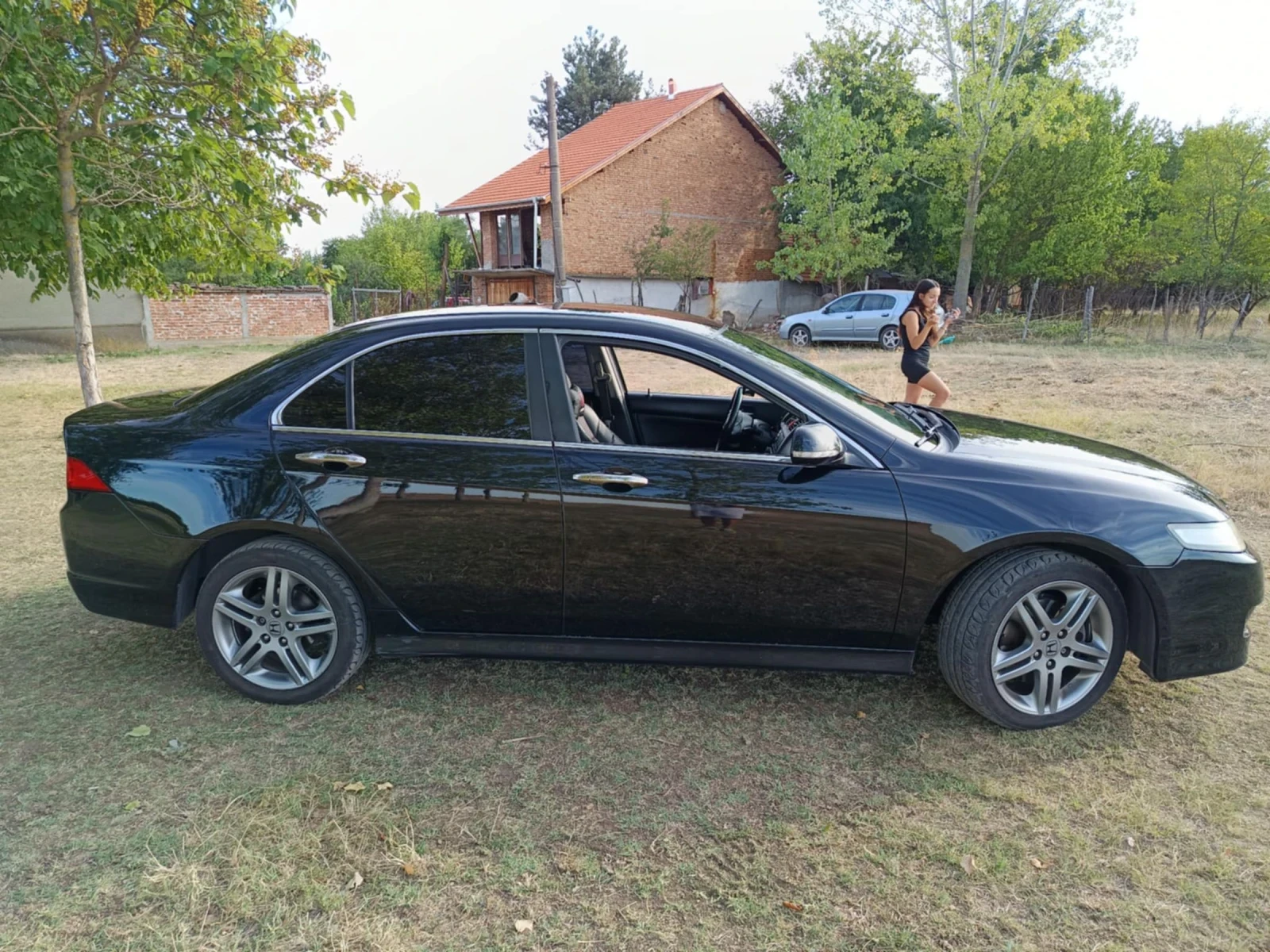 Honda Accord 2.0 - изображение 5