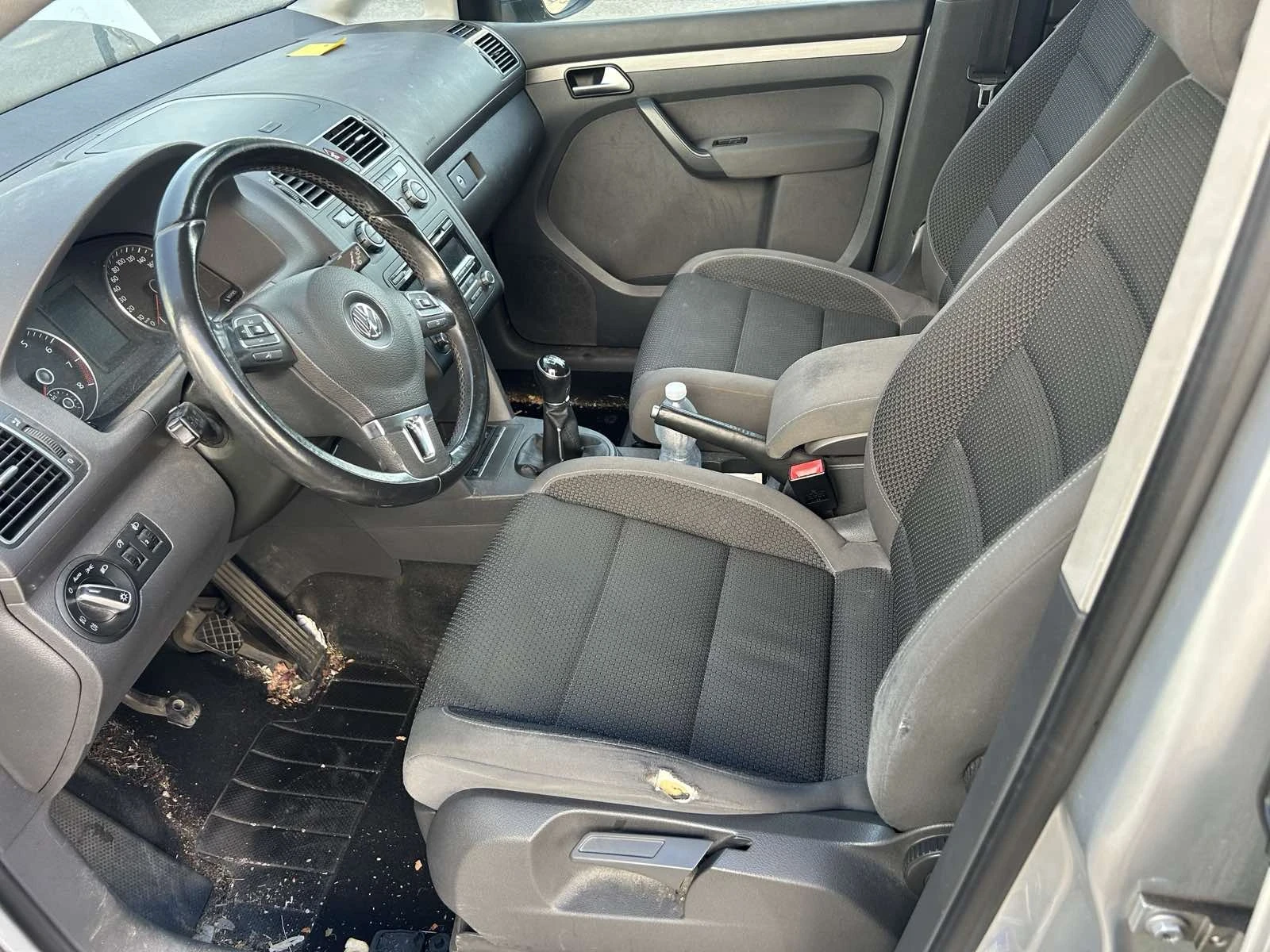 VW Touran 1.4TSI  - изображение 8