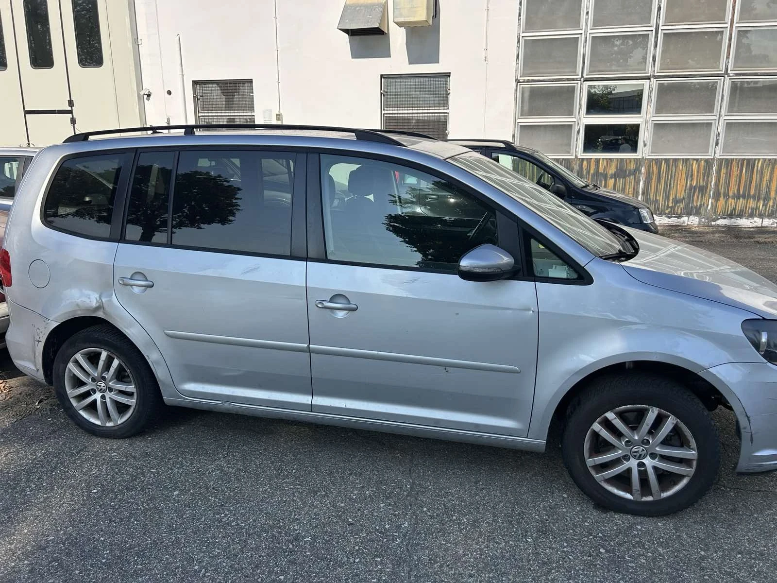 VW Touran 1.4TSI  - изображение 4