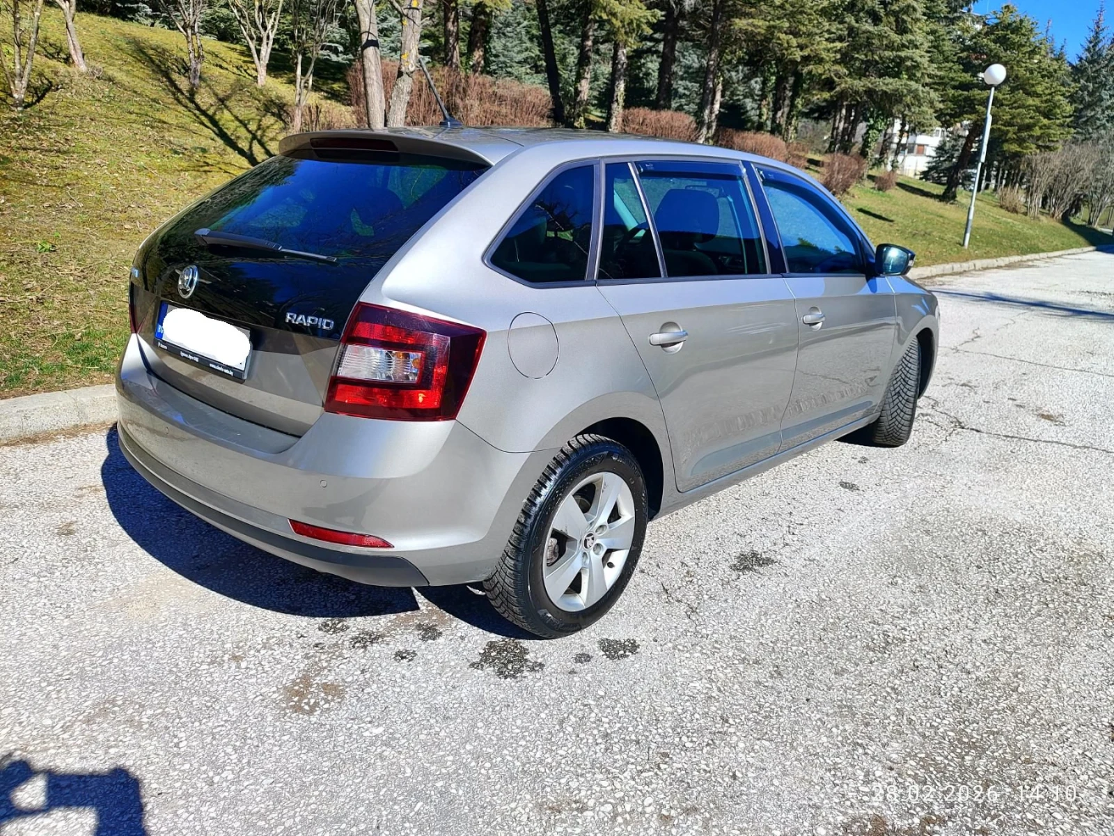 Skoda Rapid Space back, снимка 6 - Автомобили и джипове - 53708560