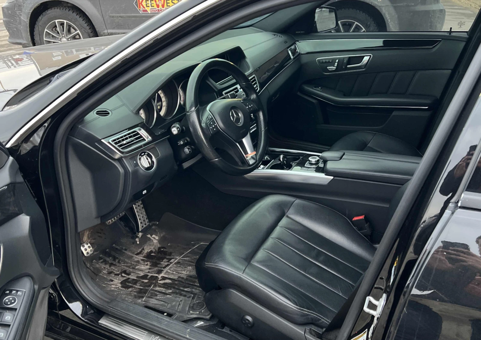 Mercedes-Benz E 400 ����* �������* ������* Blind Spot* CARFAX* ����� | Mobile.bg � ����������� 5