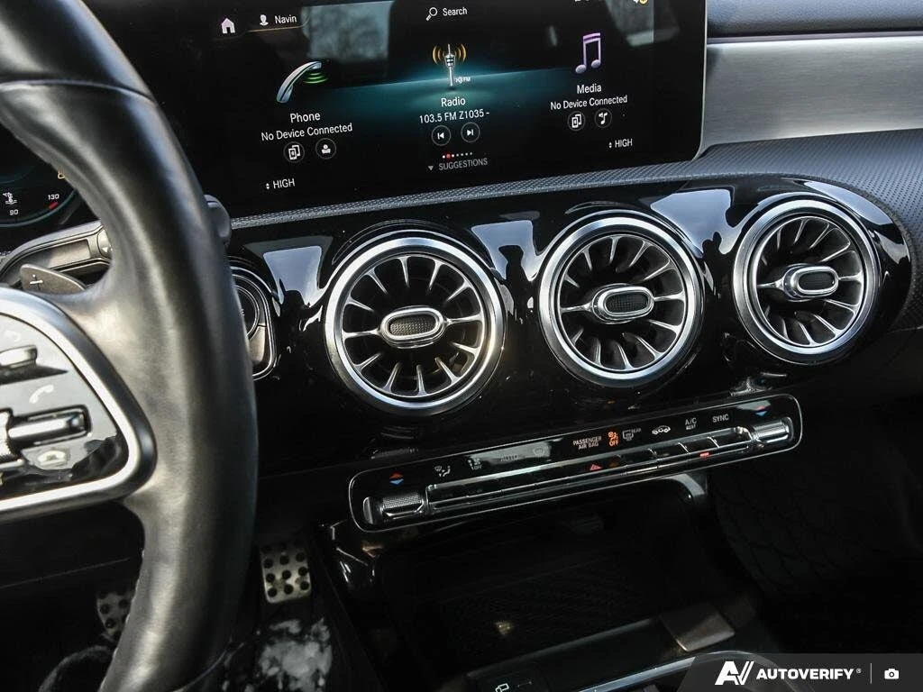 Mercedes-Benz CLA 250 4MATIC* АвтоКредит* (ЦЕНА ДО БГ), снимка 14 - Автомобили и джипове - 54056583