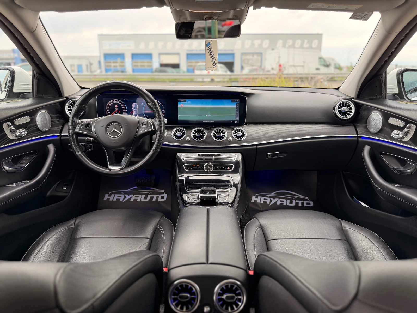 Mercedes-Benz E 220 D= BRABUS= HUD= KEYLESS GO= BURMESTER= 360* КАМЕРА, снимка 10 - Автомобили и джипове - 54357320