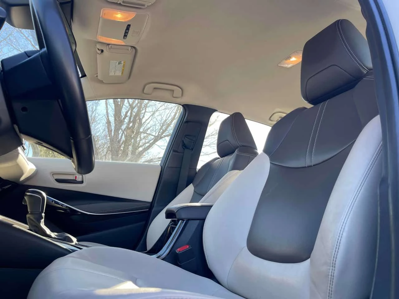 Toyota Corolla * Hybrid * KEYLESS* �������*  | Mobile.bg � ����������� 11