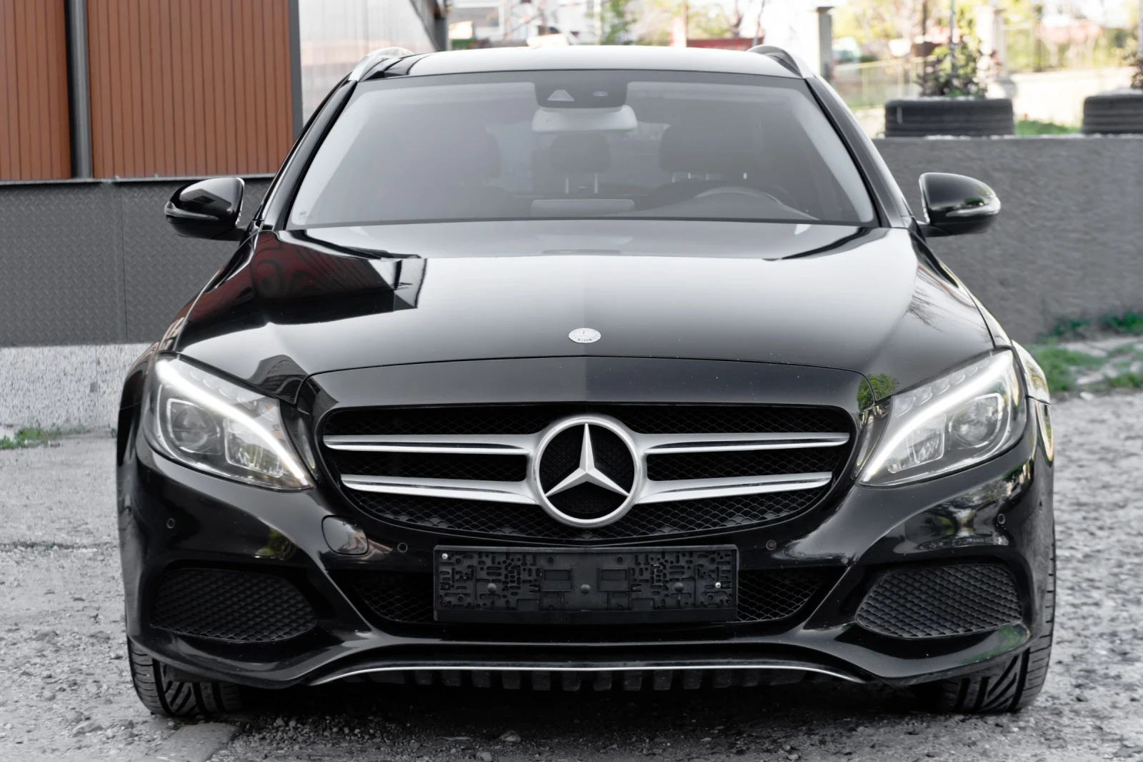 Mercedes-Benz C 200 C220-200D, снимка 2 - Автомобили и джипове - 54372363