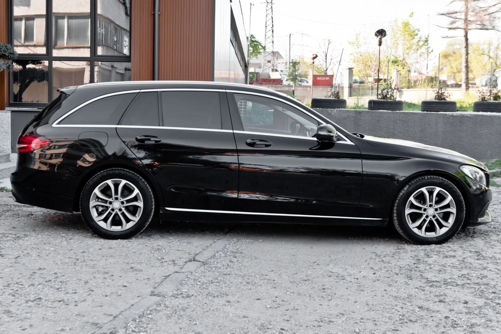 Mercedes-Benz C 200 C220-200D, снимка 5 - Автомобили и джипове - 54372363