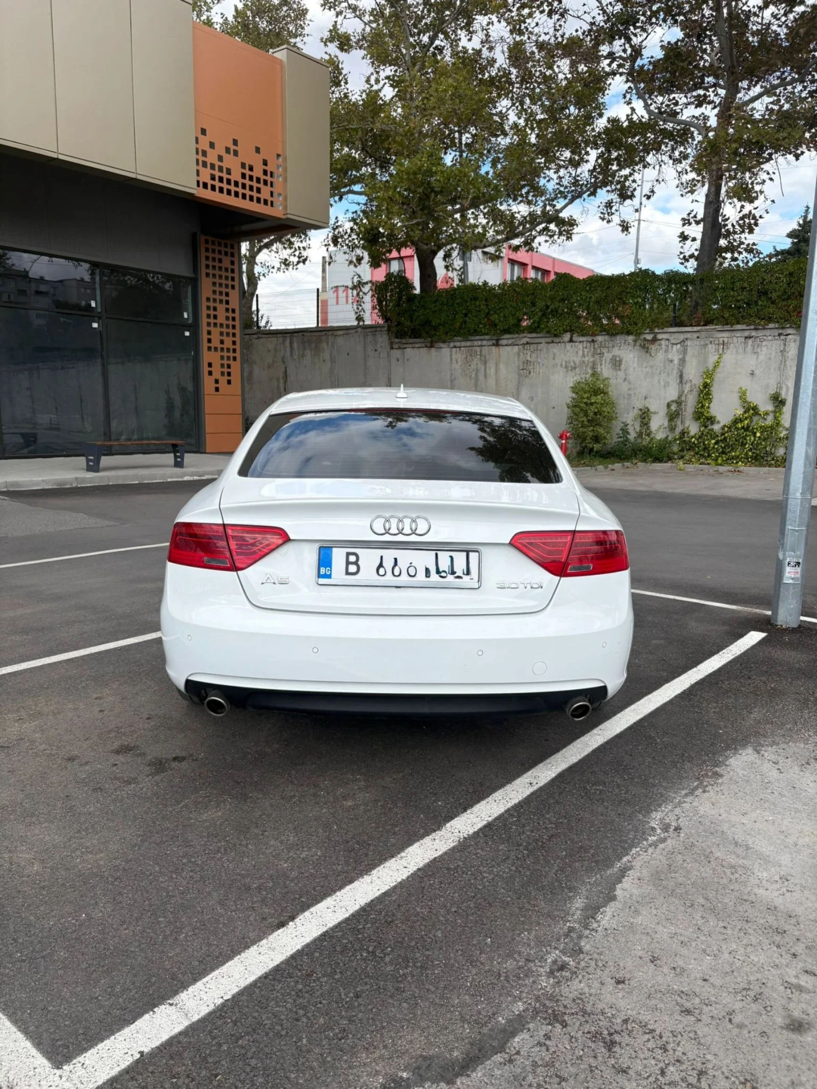 Audi A5 3.0TDI, снимка 4 - Автомобили и джипове - 54794785