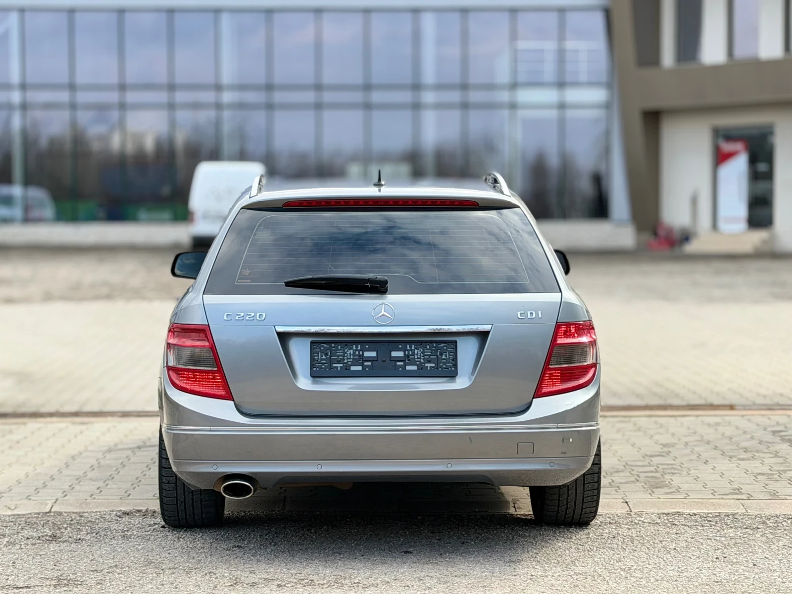 Mercedes-Benz C 220 2.2DCI~170�.�~XENON~NAVI | Mobile.bg � ����������� 8