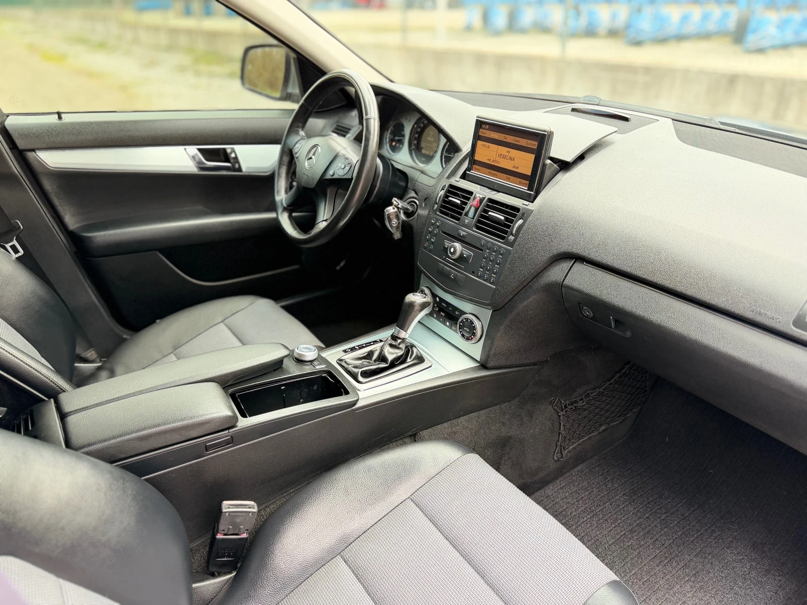 Mercedes-Benz C 220 2.2DCI~170�.�~XENON~NAVI | Mobile.bg � ����������� 11