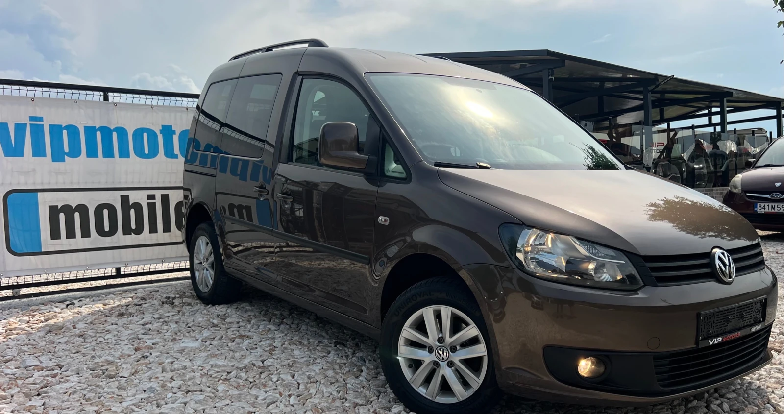 VW Caddy 1.6TDI KLIMATRONIK/UNIKAT, снимка 5 - Автомобили и джипове - 55075353