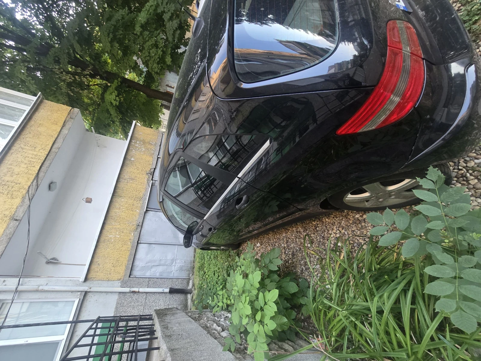Mercedes-Benz B 180, снимка 2 - Автомобили и джипове - 55379279